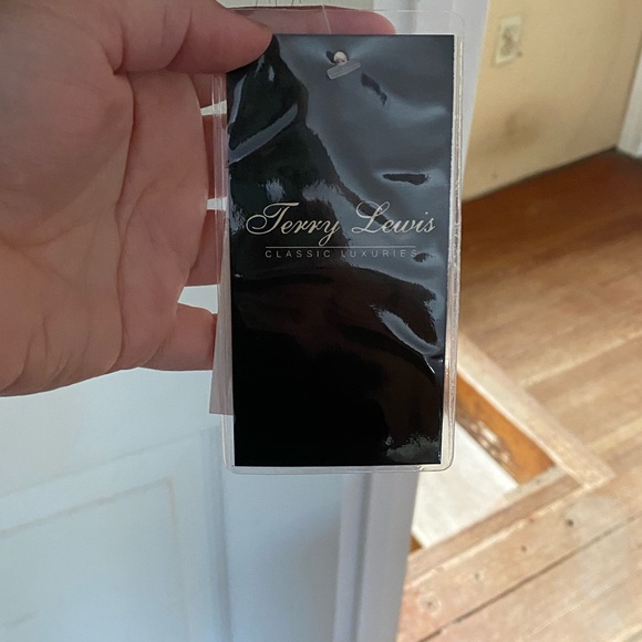 Terry Lewis faux fur jacket - Picture 3 of 5